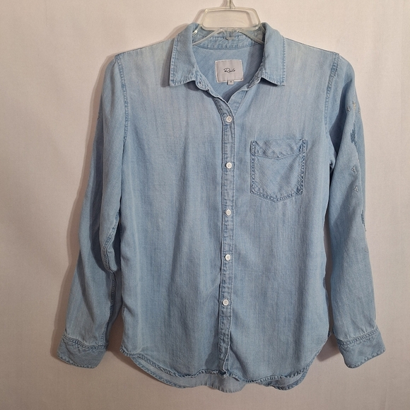 Rails Womens Long Sleeve Ingrid Light Vintage Embroidered Chambray Shirt Size M - Picture 2 of 11